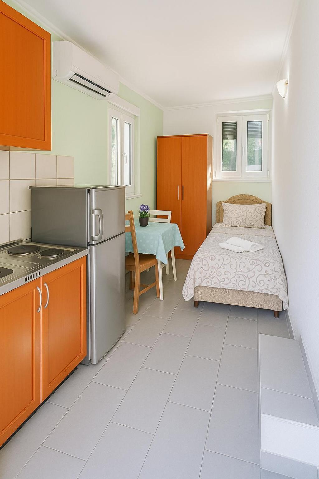 Apartments Lejla Dobra Voda Bagian luar foto
